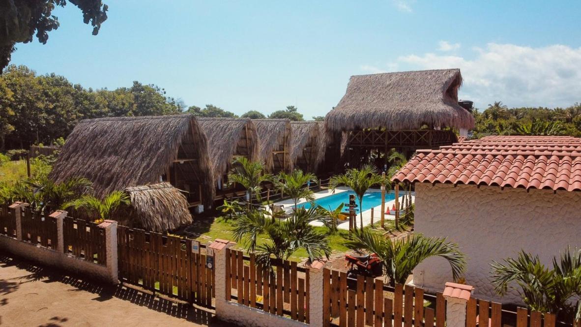 Palomino Sunrise Hotel Exterior foto
